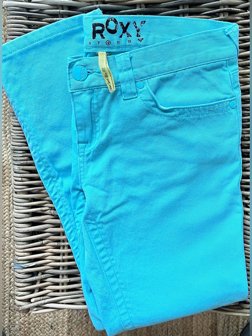 ROXY Turquoise Teal Denim Women’s Jean/Pants Cotton Size 9 Cropped Blue Low Rise